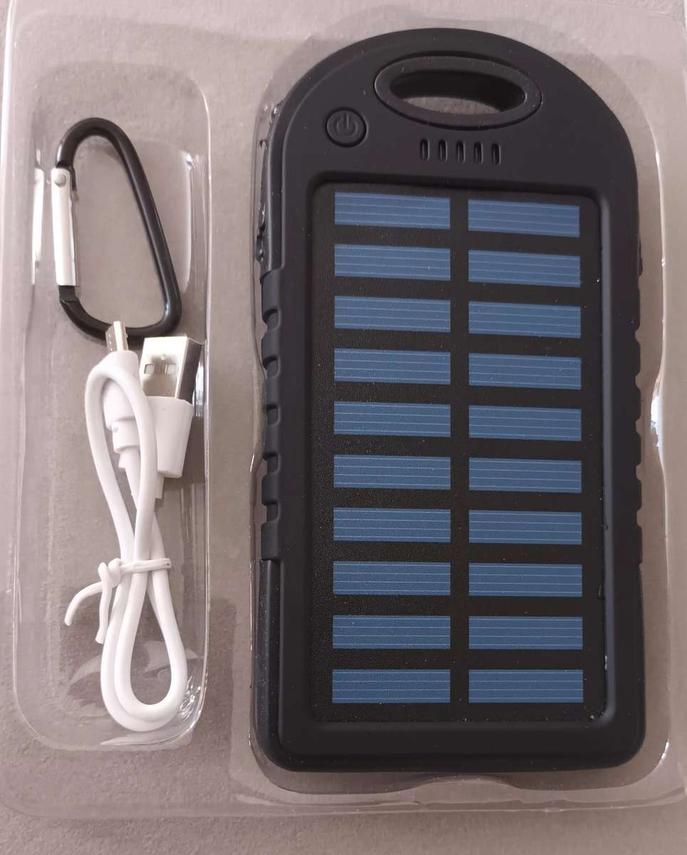 Solar Charger Portable Dual USB Solar Battery Charger Power Bank.