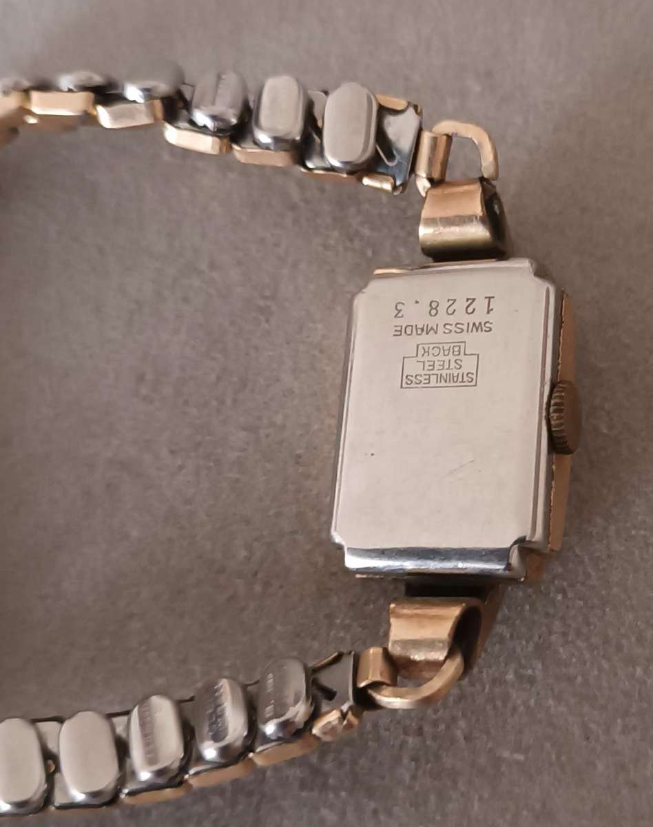 Antique Protector Watch 15 Jewels. Swiss Made. For restoration.