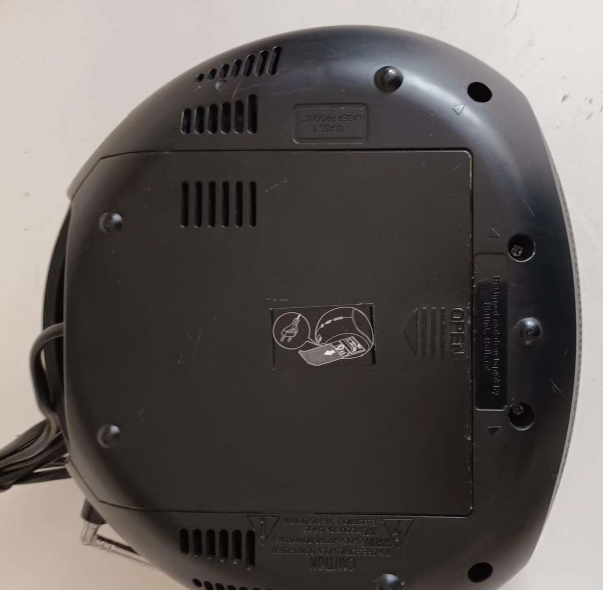 Phillips Radio/CD Player.