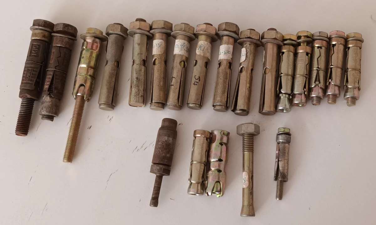 Joblot Rawl Bolts.