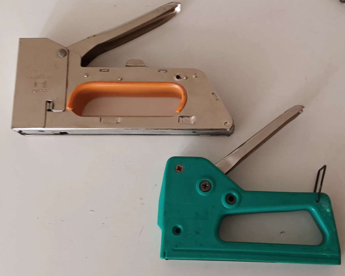 2x Staple Guns. See More Late Entry Listings.