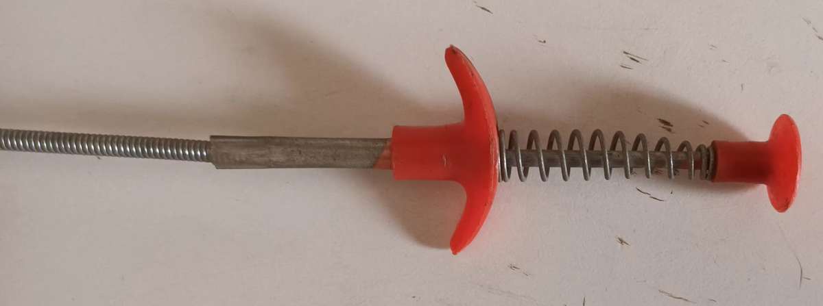 Flexible Reach Claw Pick Up Tool.