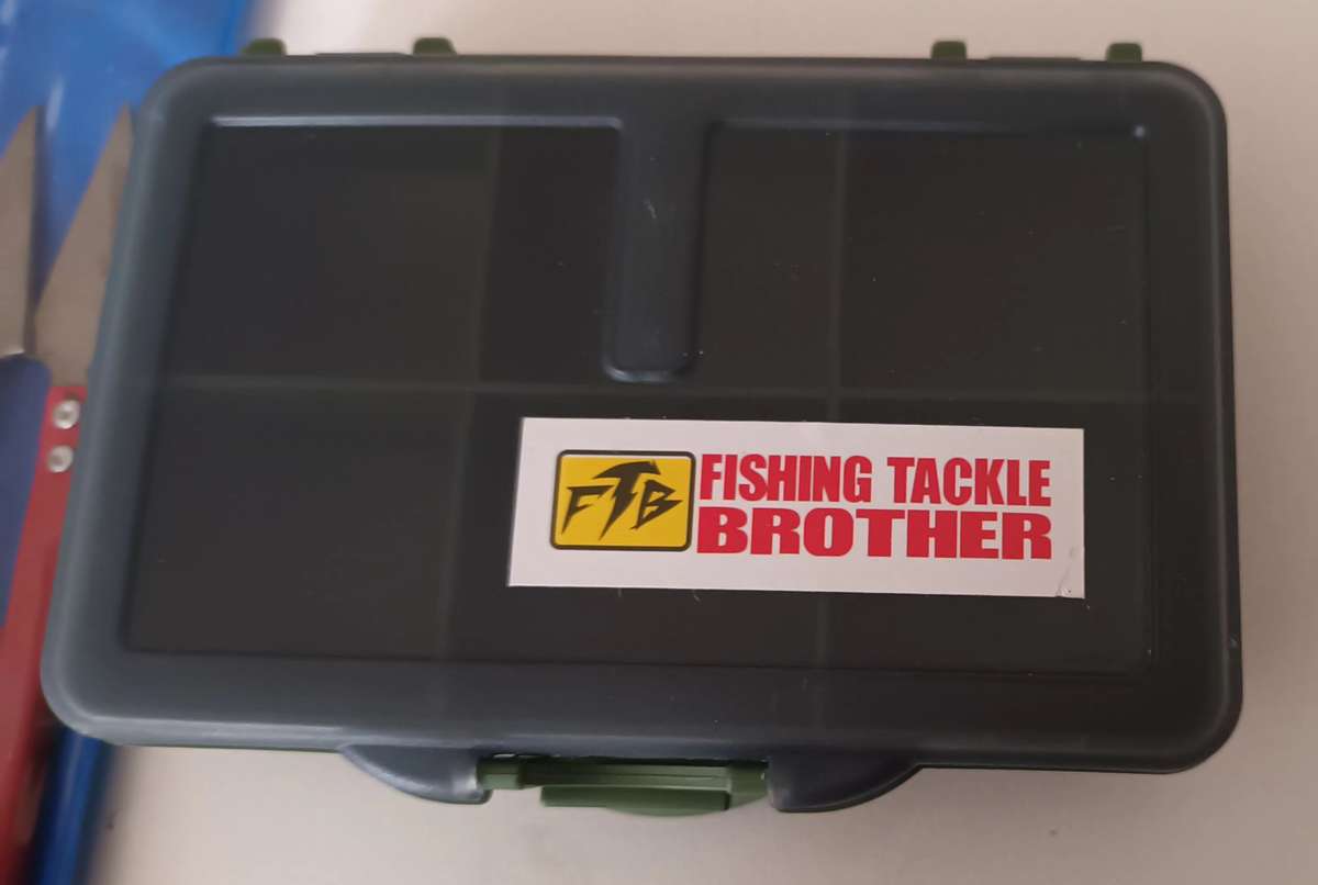 Fishing Tools and Tackle Box for Hooks/Swivels. New.