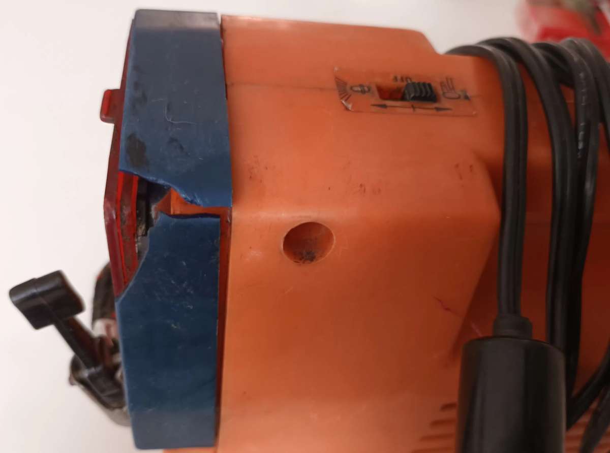 Air compressor with Emergency light.