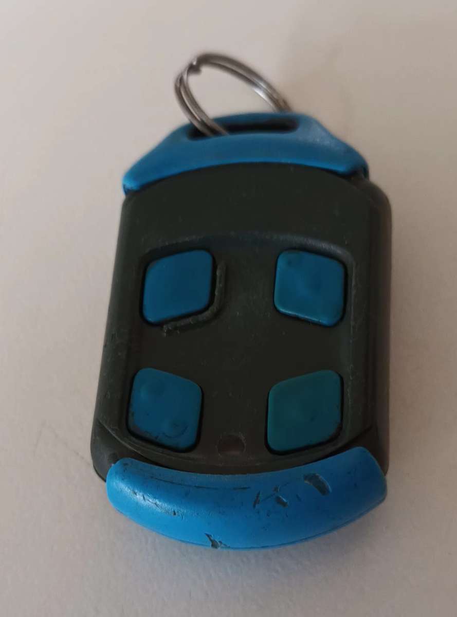 Remote Control. Working. No Battery.