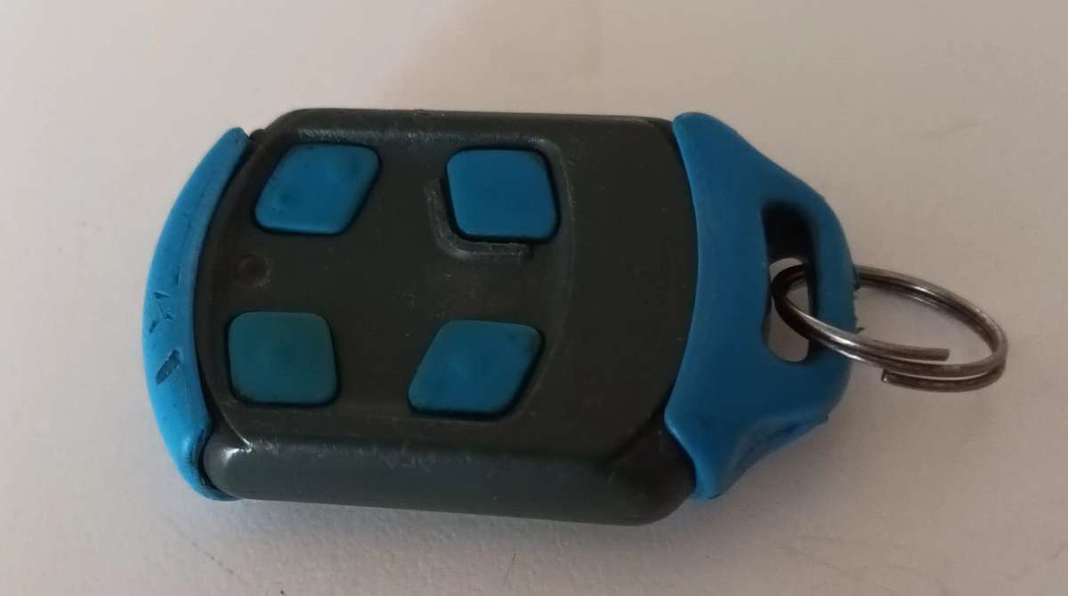 Remote Control. Working. No Battery.