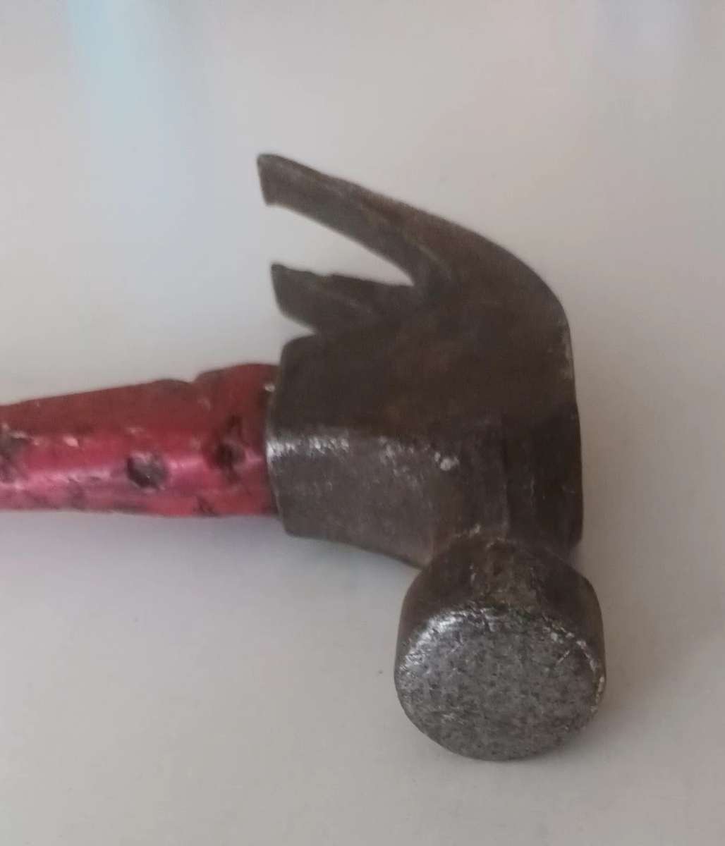Claw Hammer.