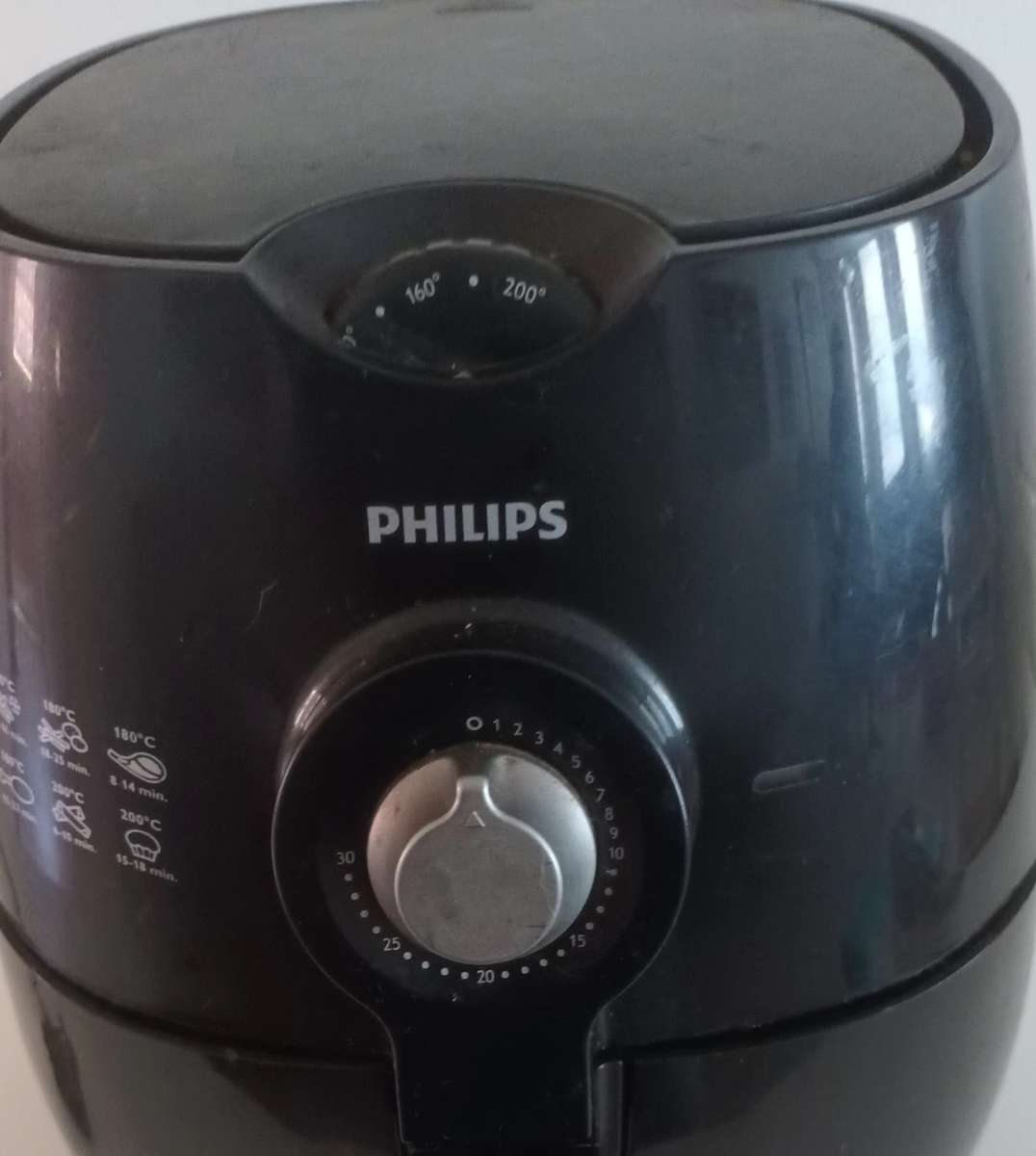 Phillips Viva Collection Air Fryer. HD9220. Black. 4.1 Liter