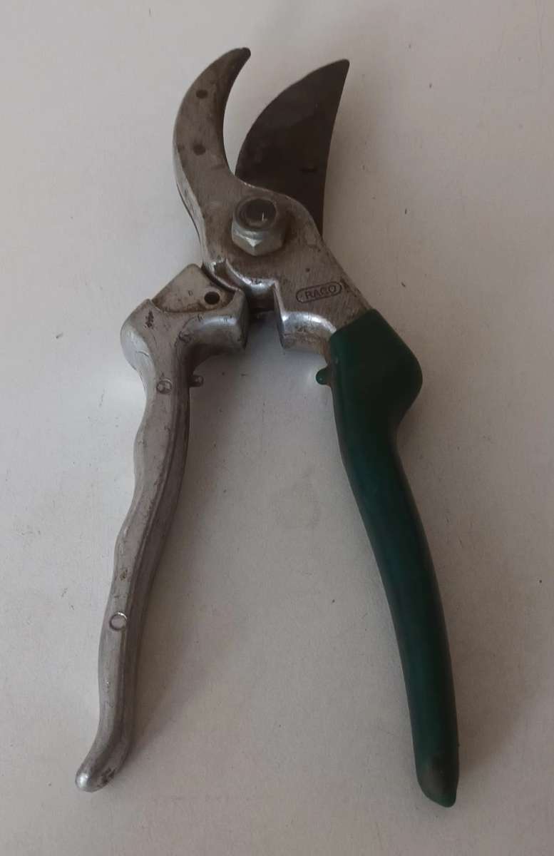 Raco Garden Pruning Shears.