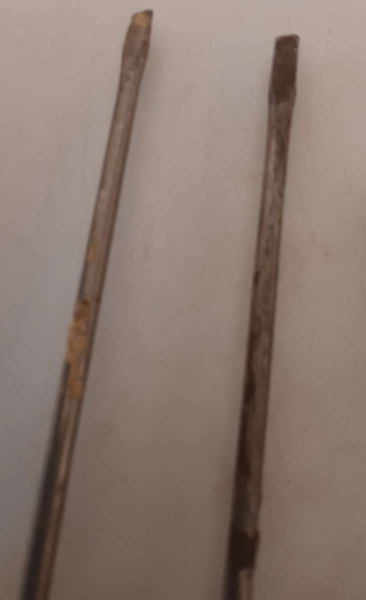 Lot of Flat Screwdrivers.