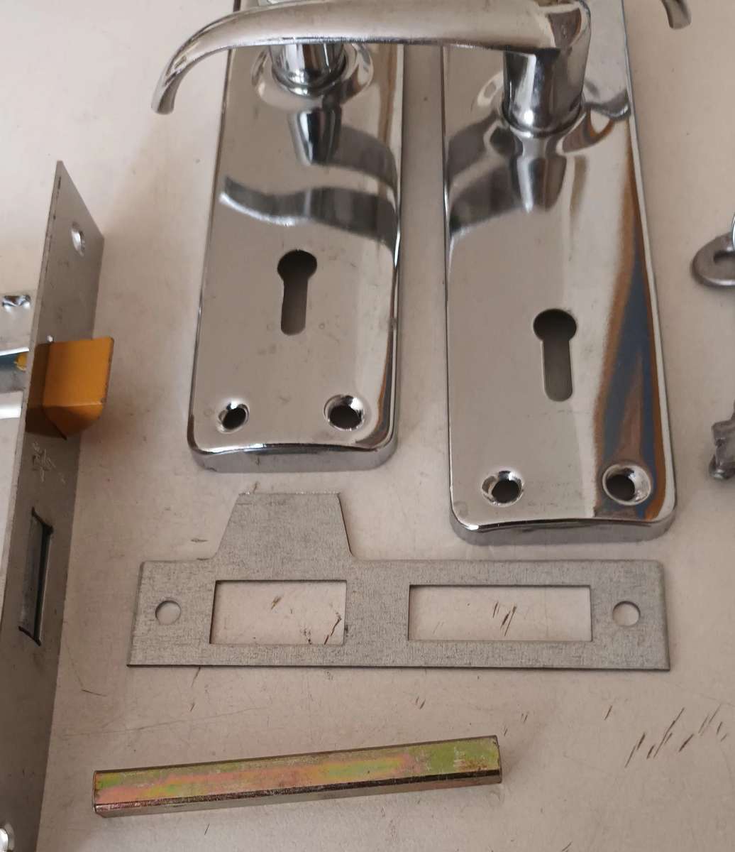 Door Handles, Lock & Keys. New.