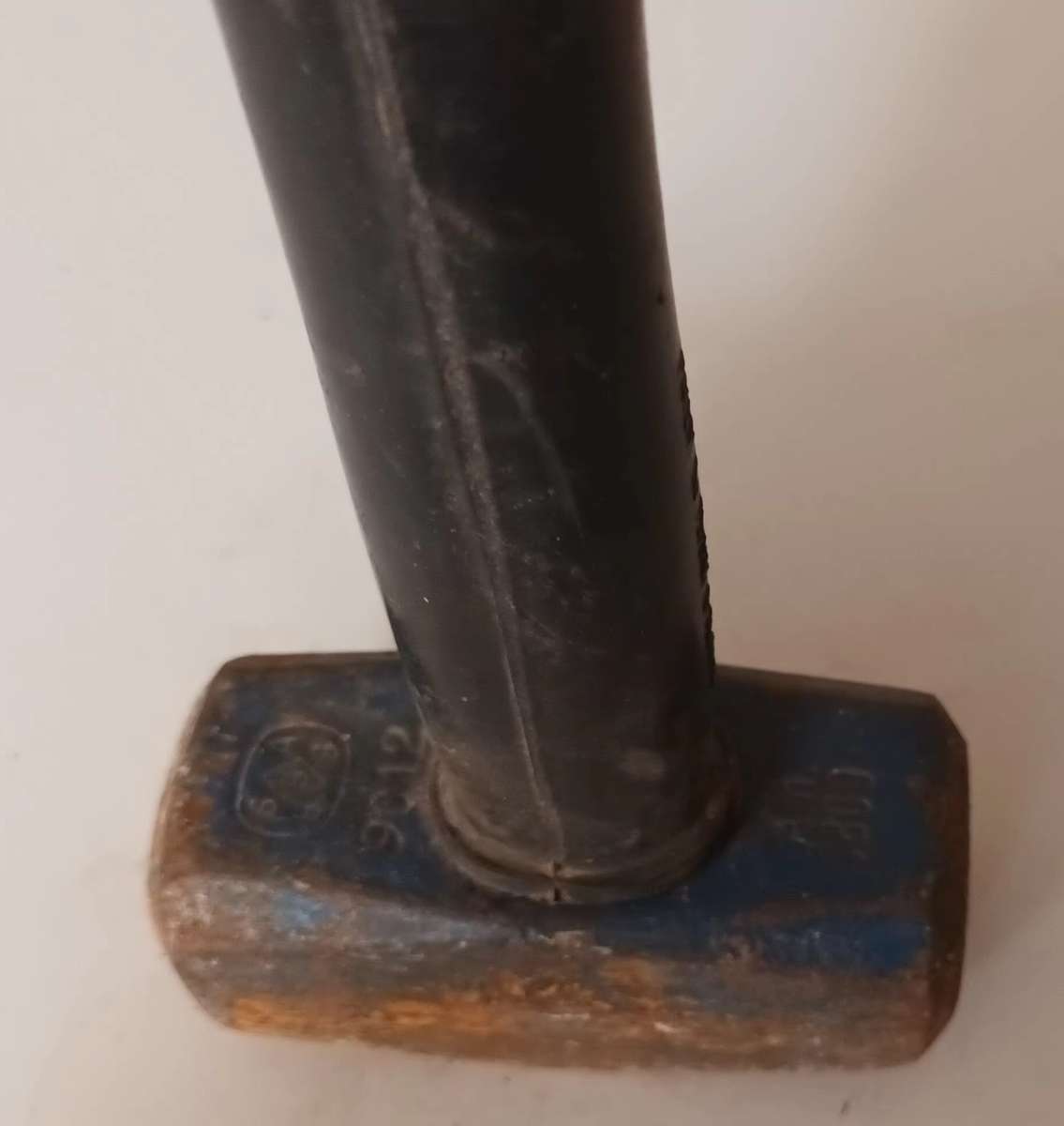 Hammer 1.8kg.