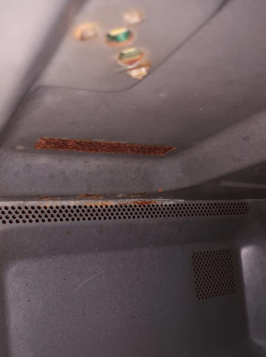 LG 42L Black NeoChef Microwave. Model MS4235GIS. Working. Needs TLC.