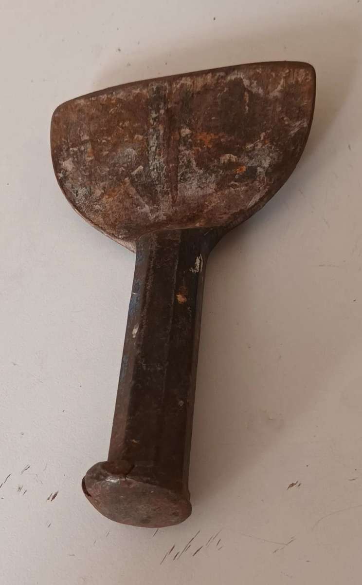 Vintage Lasher Brick Bolster 100mm. Length 17.5cm.