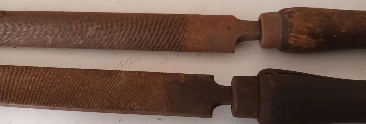 2x Files. Length 52cm & 47cm.