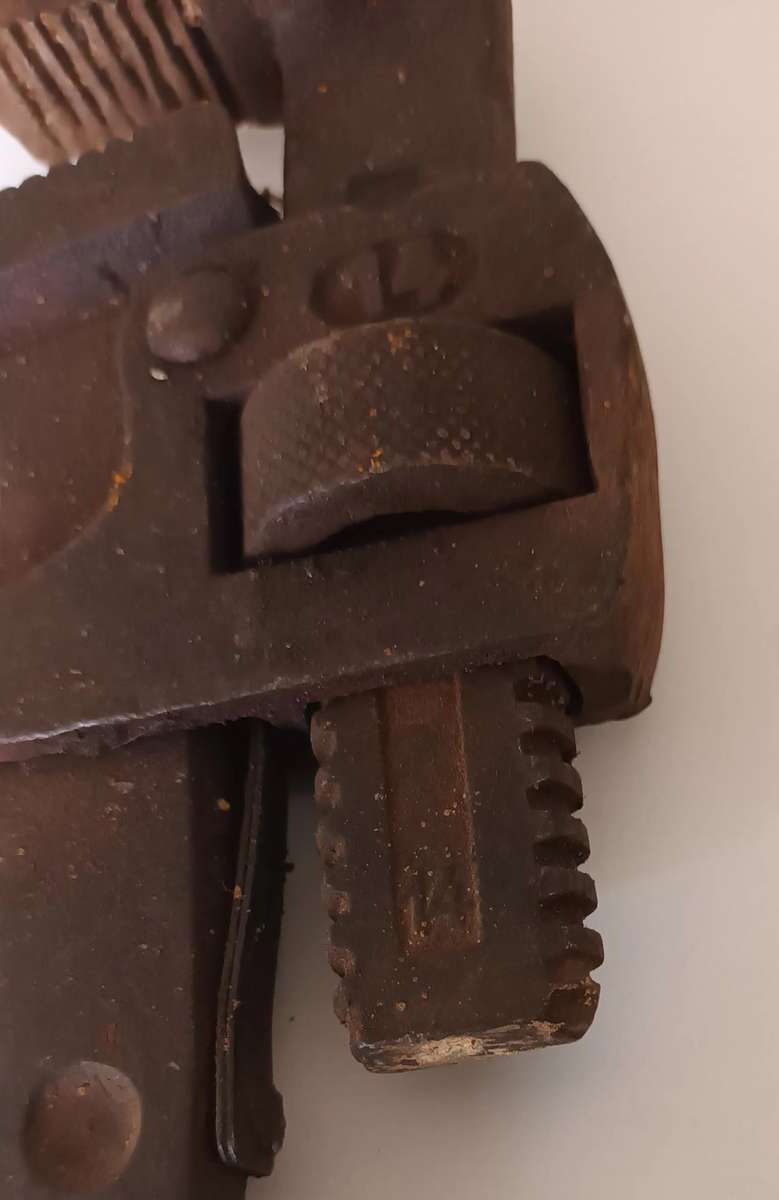 Pipe Wrench. Size 14.