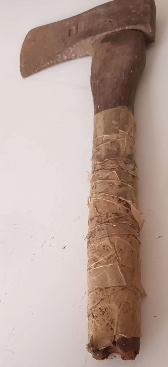 Vintage Wooden Handle Axe. Length 39cm. Width 15.7cm.