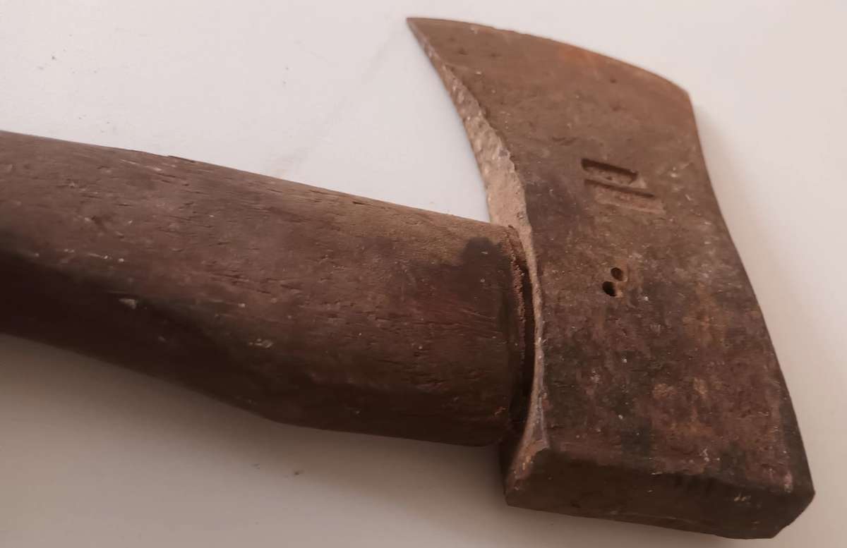 Vintage Wooden Handle Axe. Length 39cm. Width 15.7cm.