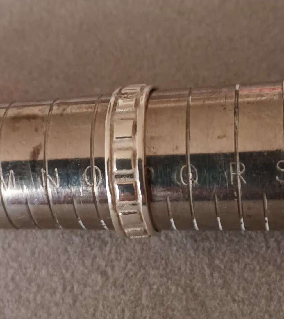 Sterling Silver Ring. Size P/7.5. (17.9mm)