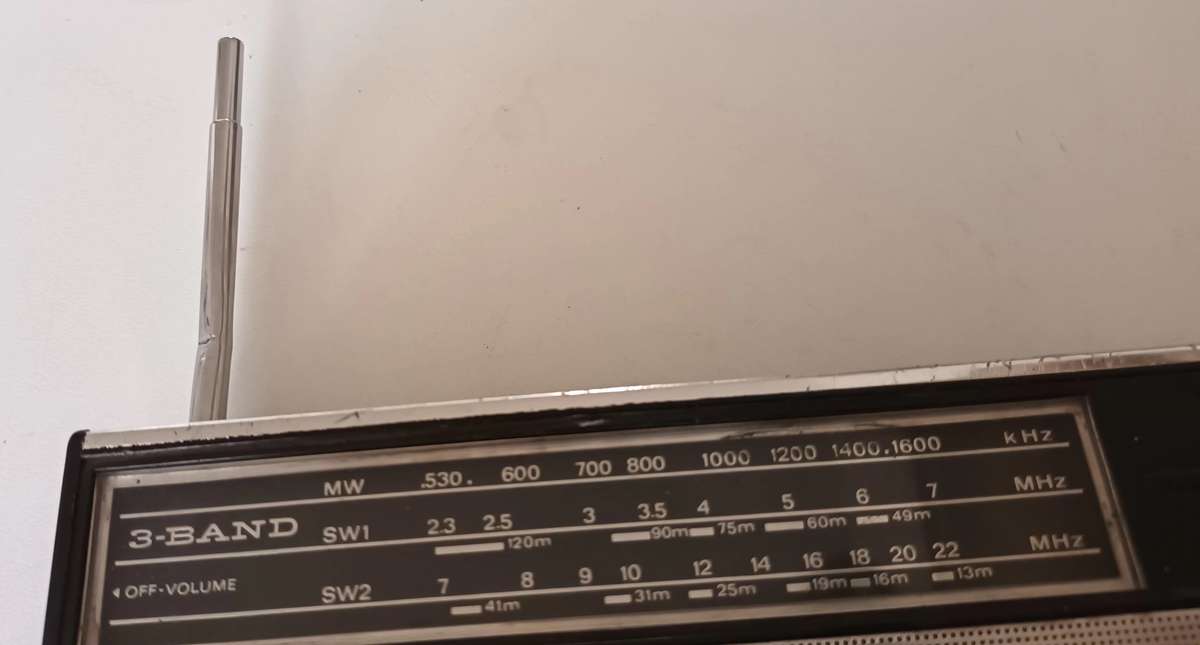 Vintage National Panasonic Radio. Battery Operated.