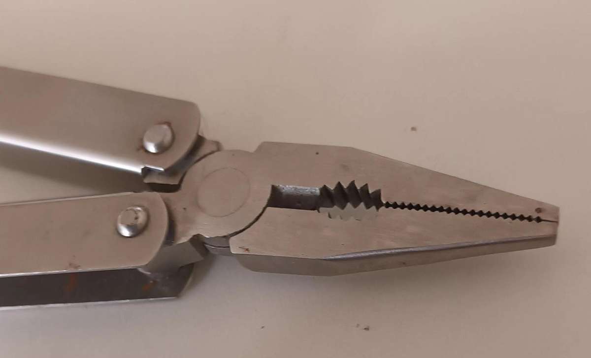 JOHN-BENZEN CHICAGO MULTI-TOOL.