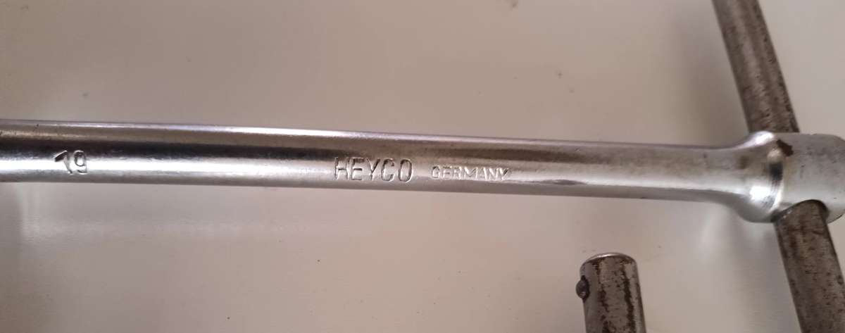 Socket Extenders/Tools.