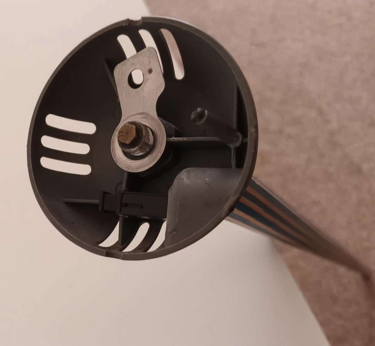 2.1 Meter Gas Lamp extension for nighttime camping.