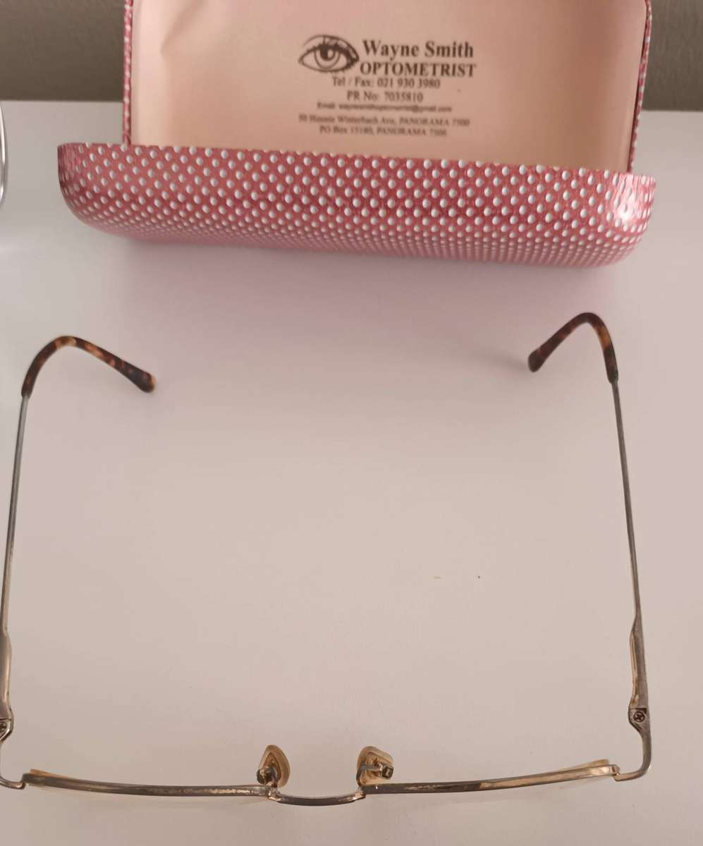 Lot of Prescription Eyeglasses.