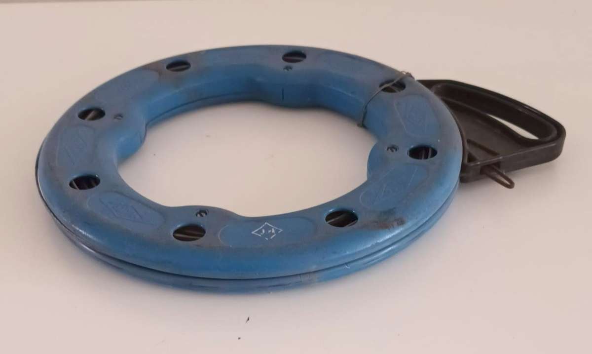 Electrician Draw Wire (Fish Tape).