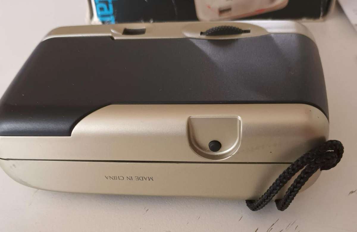 VIVITAR IC 101 CAMERA.