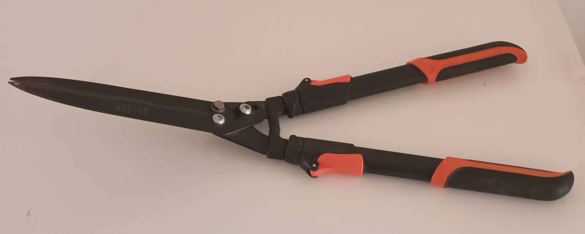 GARDEN MASTER Large Garden Sheers. Length 67cm.