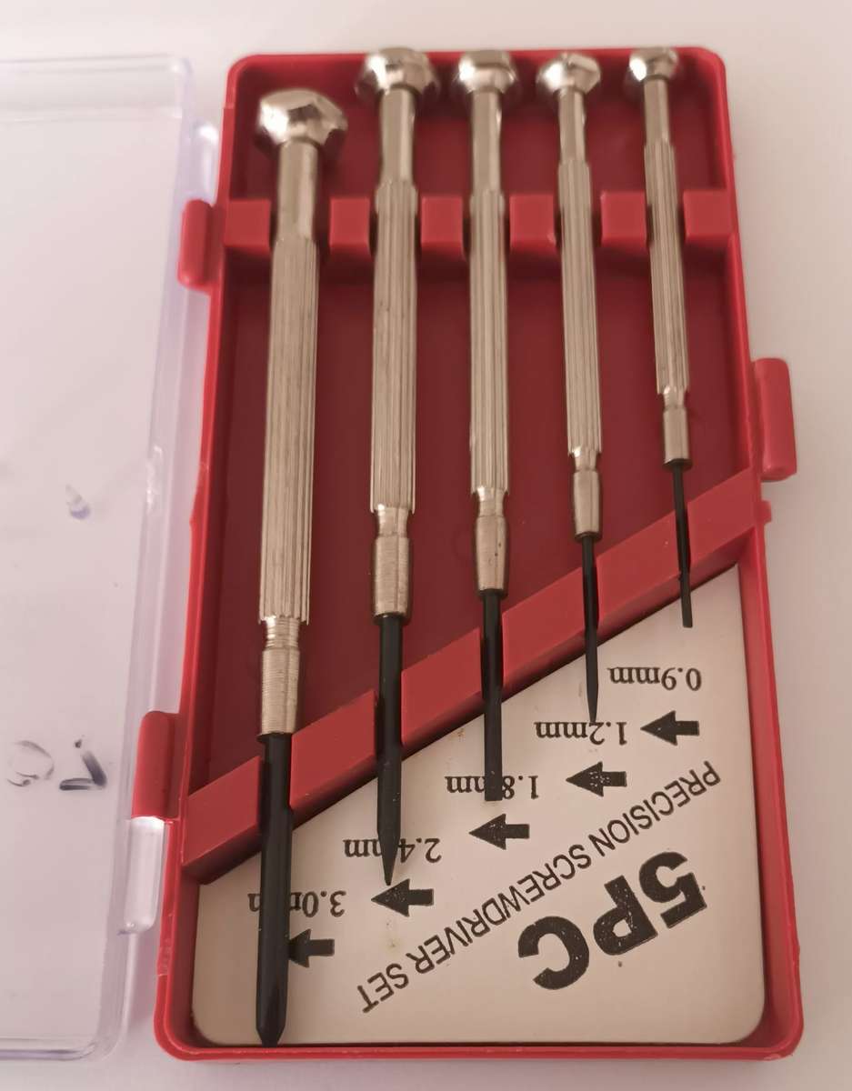 5 Piece Precision Screwdrivers.