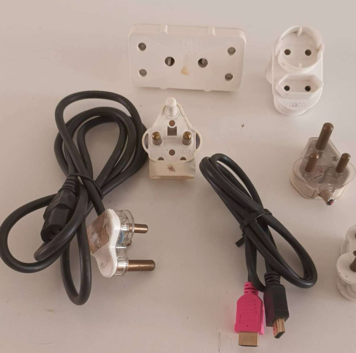 Joblot Plugs and Cables