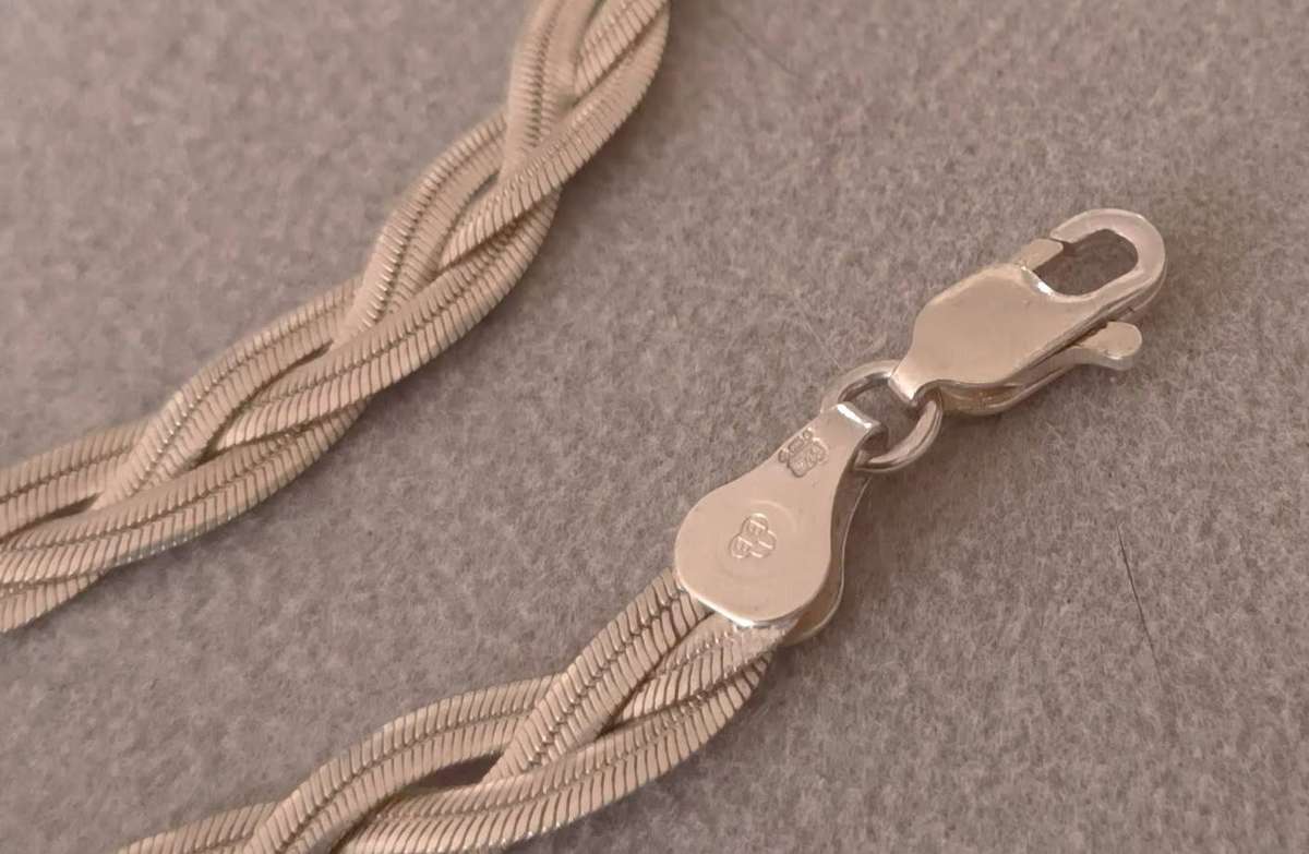 Stunning Sterling Silver Italy Braided Chain.