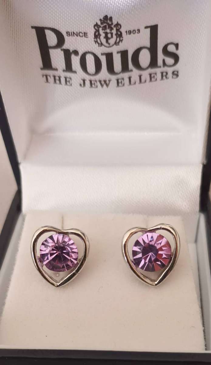 Sterling Silver Amethyst Earrings.