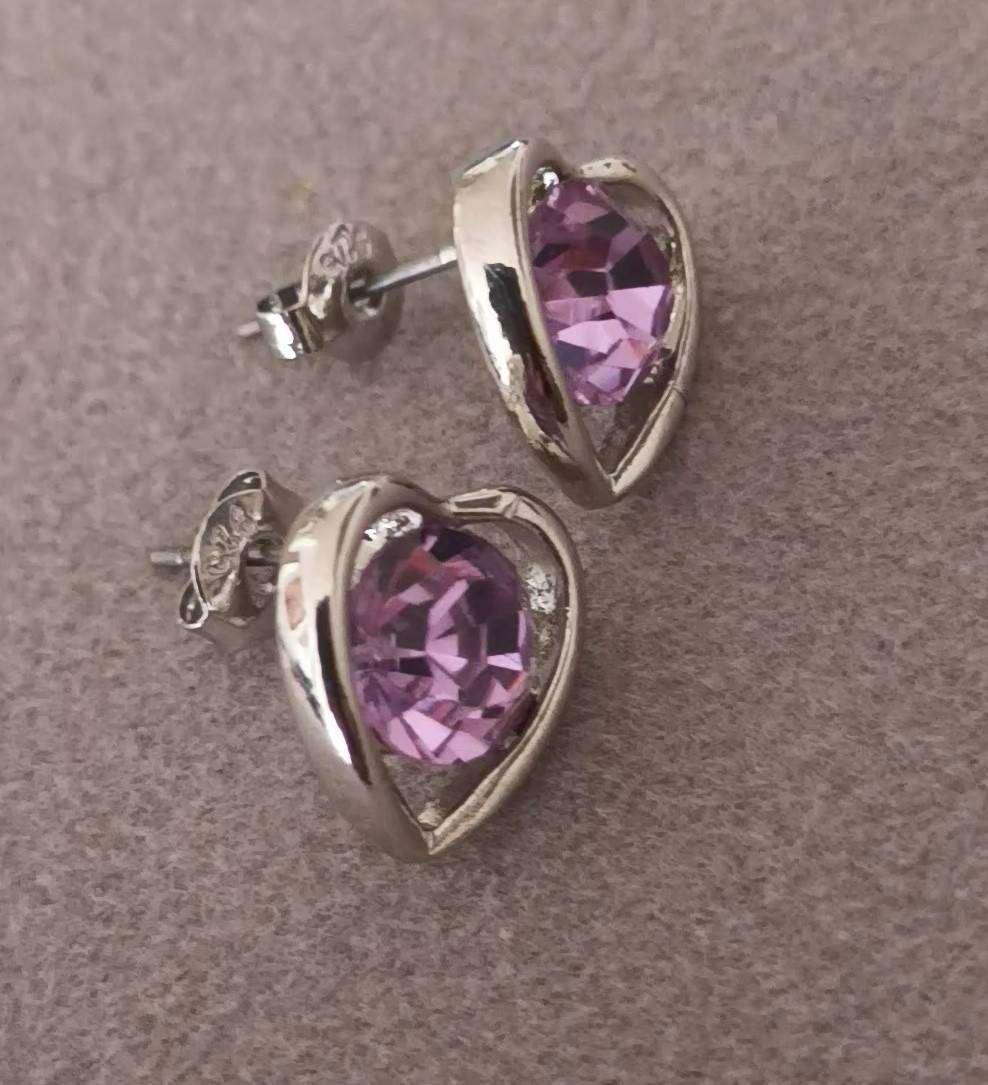 Sterling Silver Amethyst Earrings.