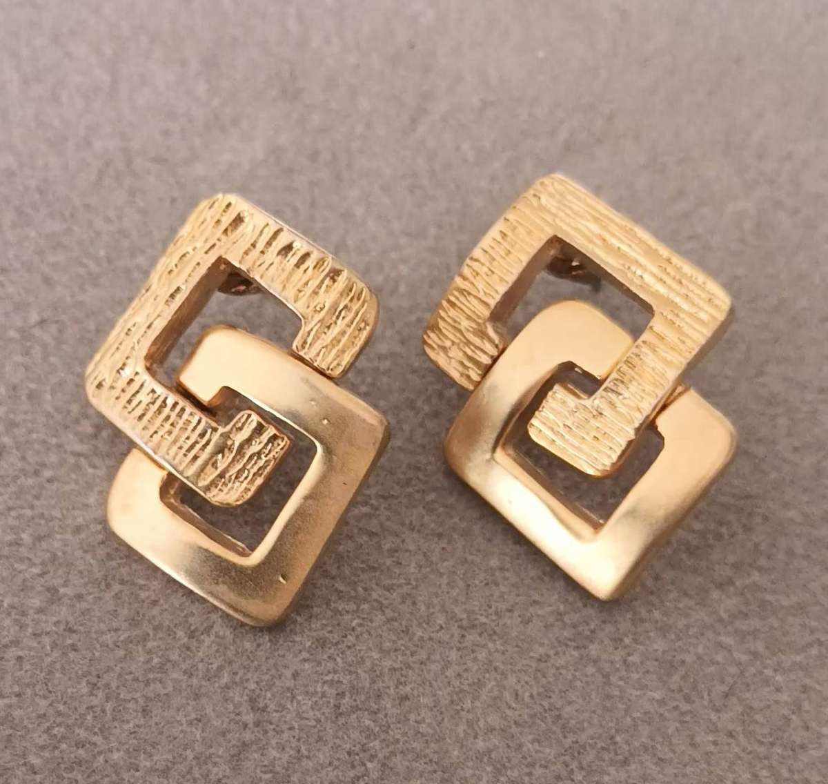 Gorgeous Gold-Plated Earrings.