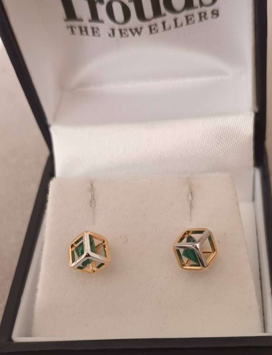 Plated 2 Tone Fashion Earrings.