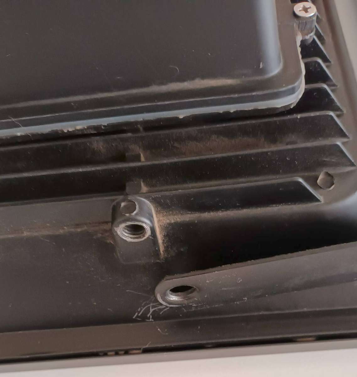 PIR MOTION SENSOR LED FLOOD LIGHT.