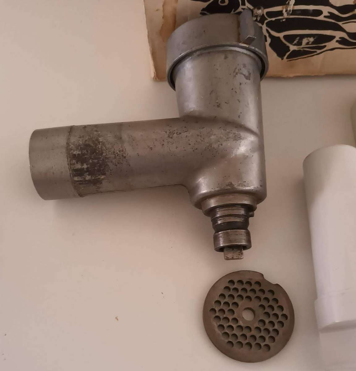 KENWOOD A920 MINCER ATTACHMENT WITH SAUSAGE STUFFER.