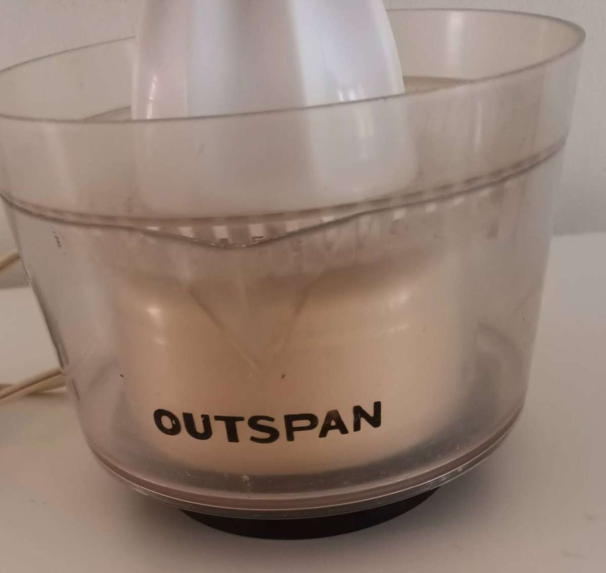 Vintage OUTSPAN Citrus Juicer.