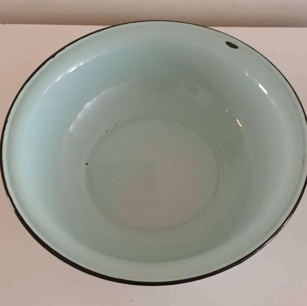 Vintage Enamel Basin/Bowl.