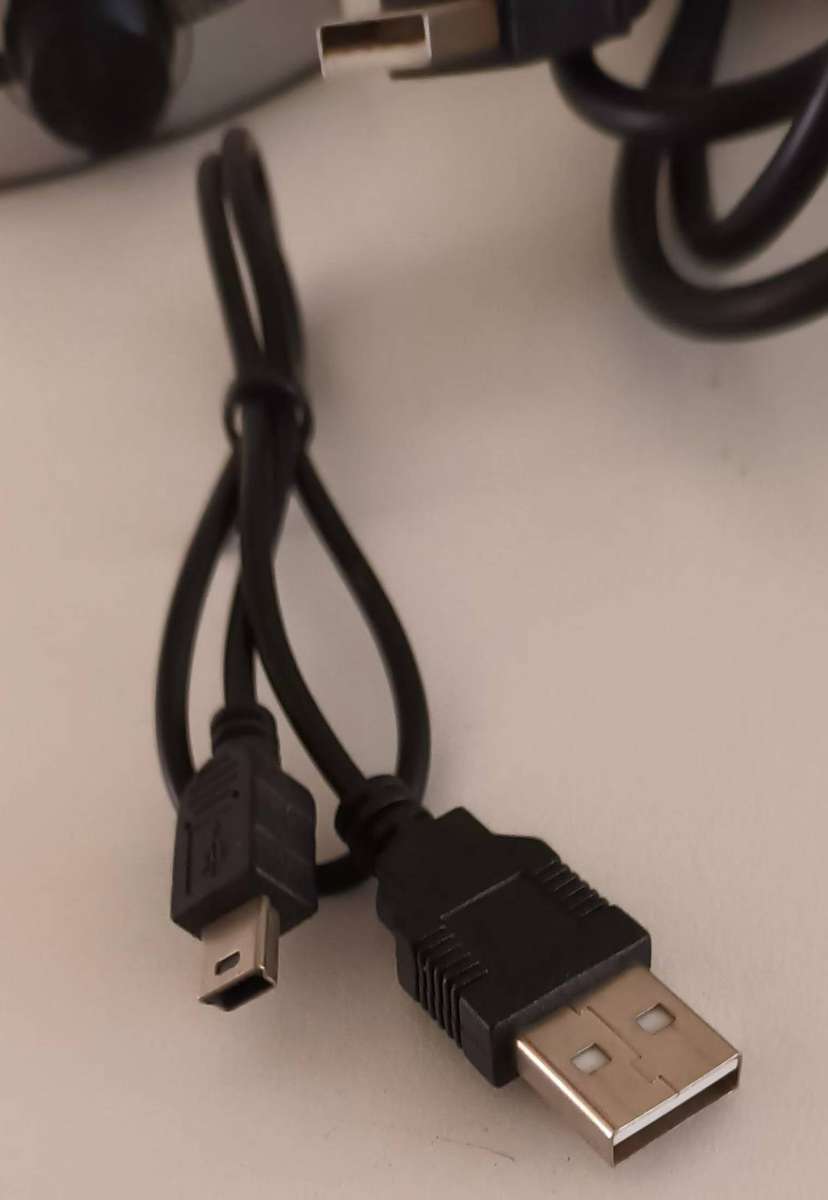 Joblot Computer Cables, etc.