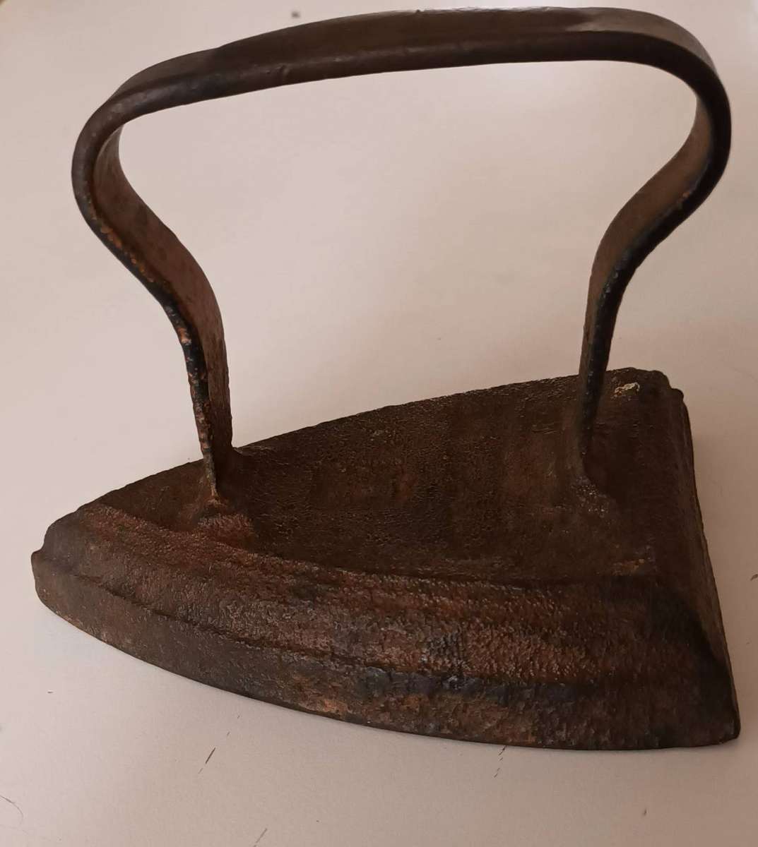 Vintage Heavy Stove Top Iron.