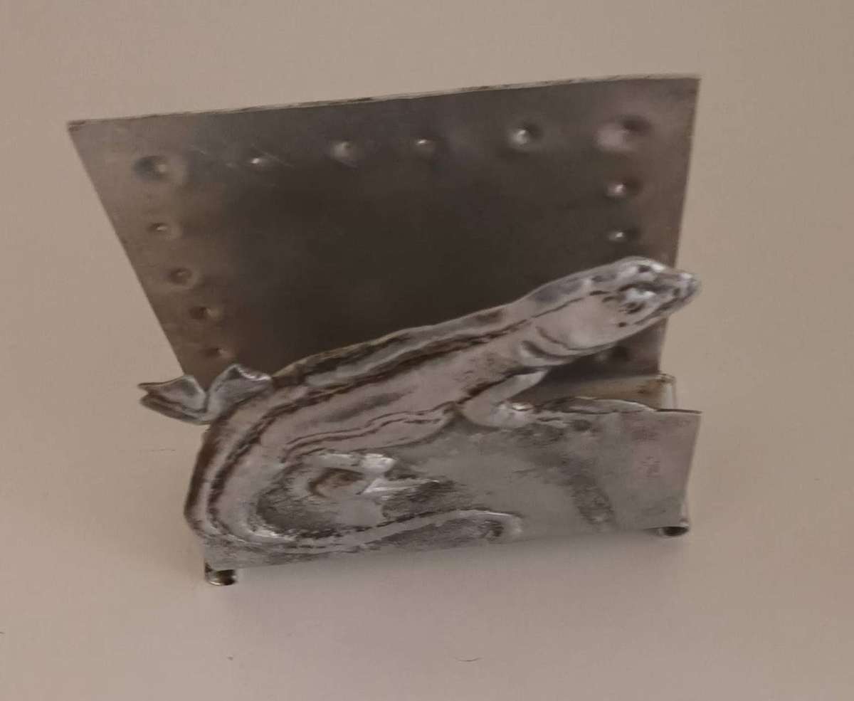 Unique Vintage Serviette Holder.