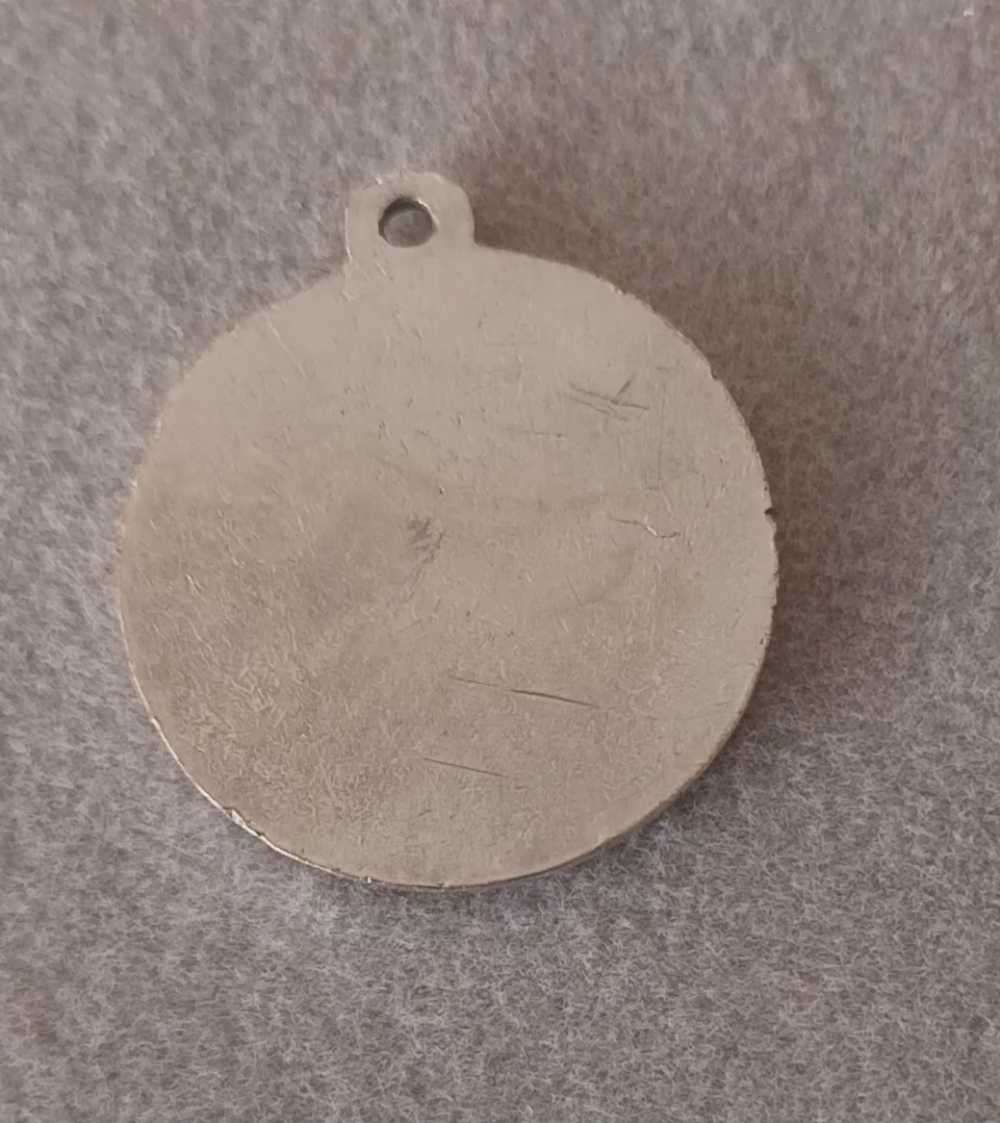 Pendant. 3.8g. 25x20mm