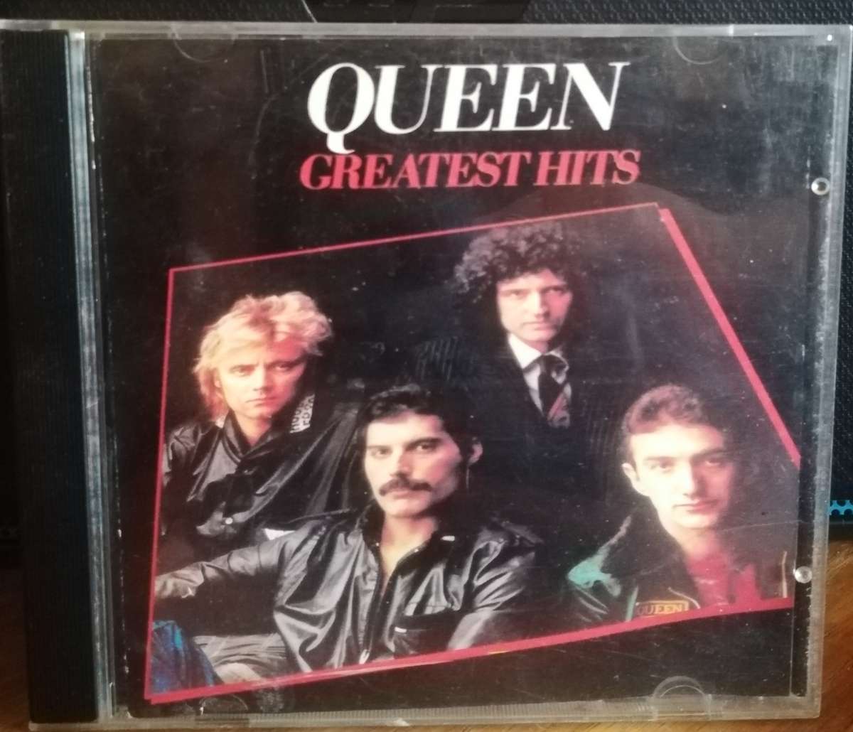 QUEEN - GREATEST HITS CD
