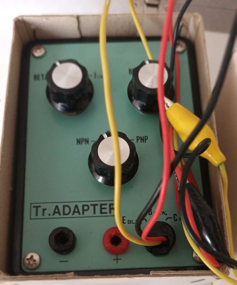 HIOKI TRANSISTOR CHECKER.