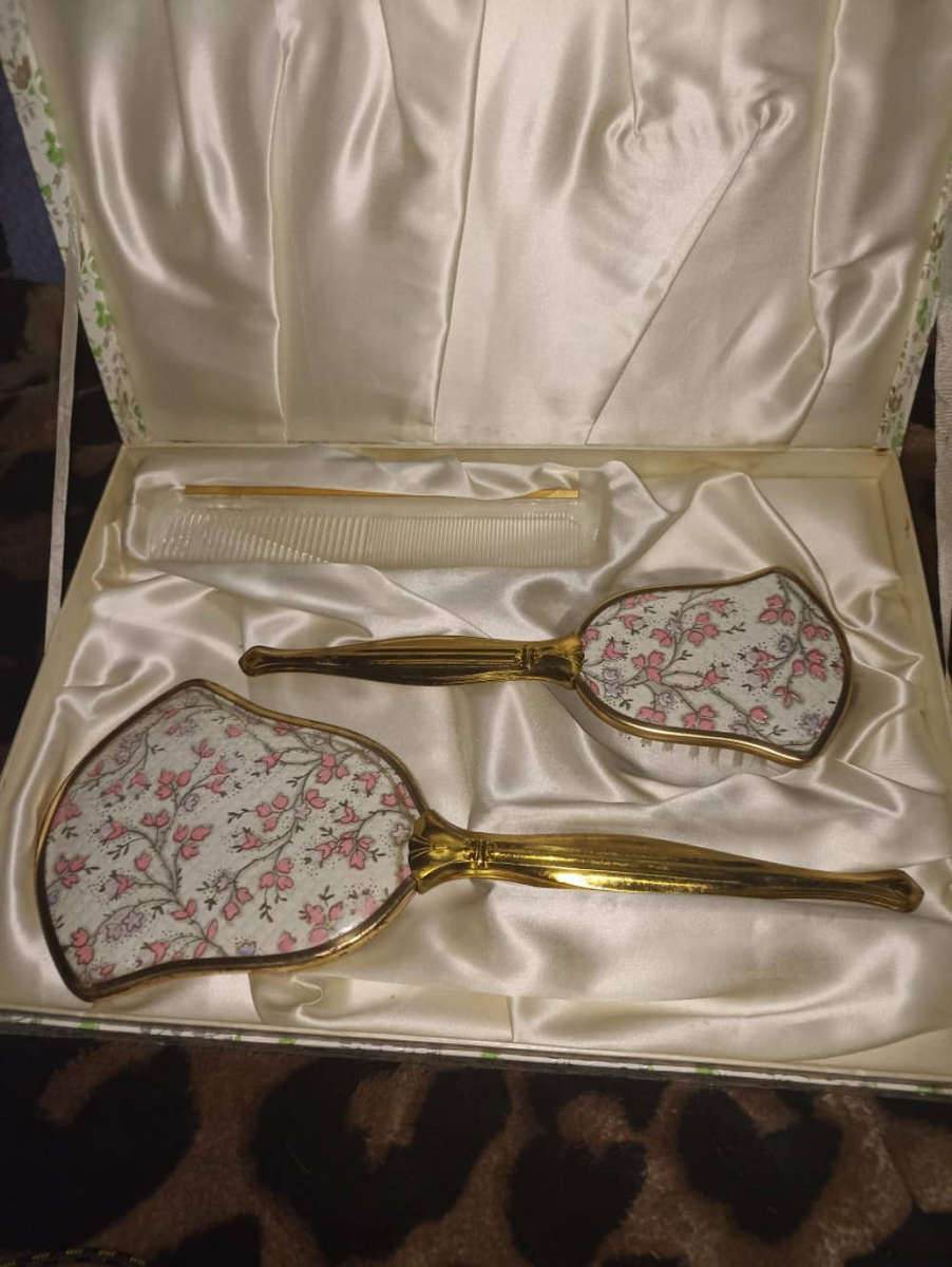 Sonata dressing set made in New York  Usa