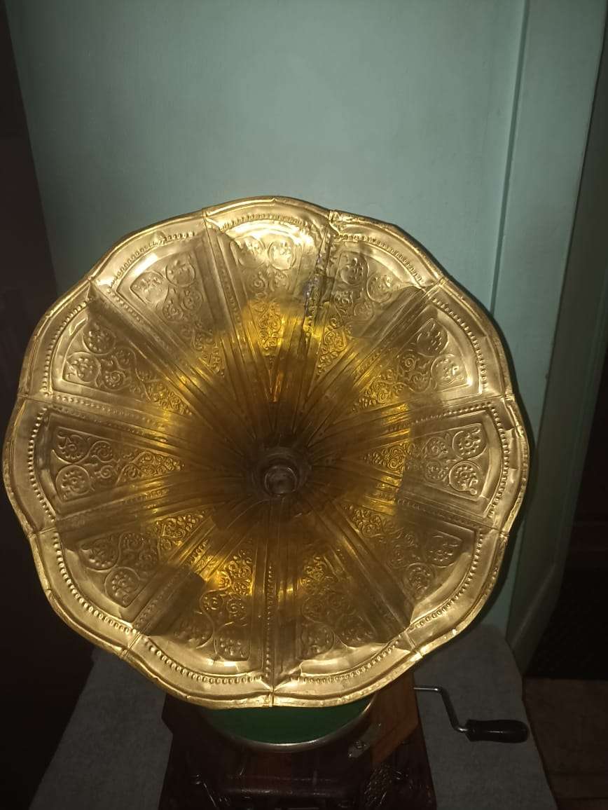 8 Square Scarce his Mastervoice Grampohone Vintage